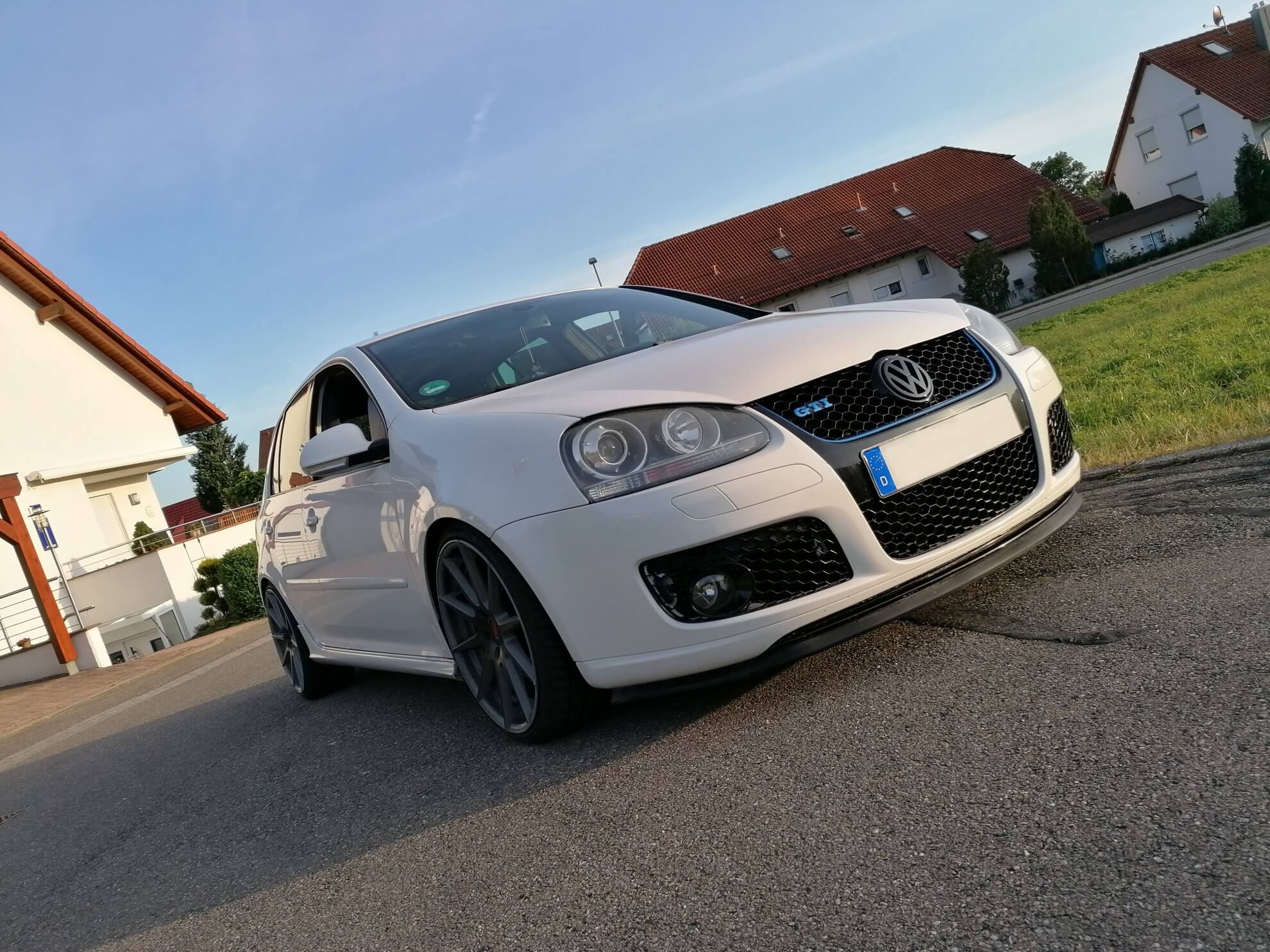 BILSTEIN B14 coilover suspension for the VW Golf 5 GTI